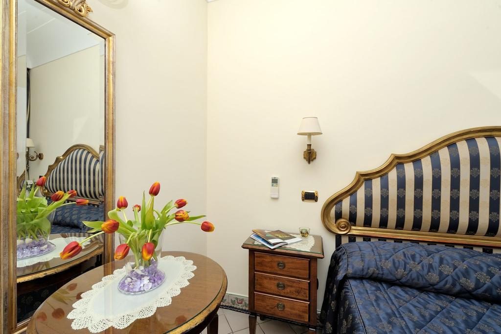Residenza Del Duca Αμάλφι Δωμάτιο φωτογραφία