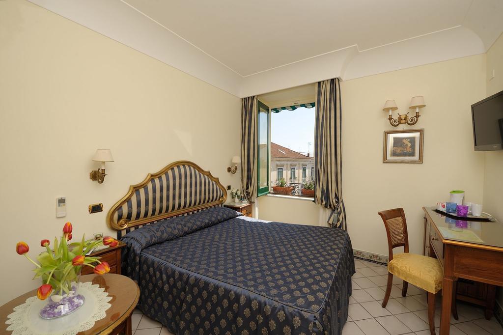 Residenza Del Duca Αμάλφι Δωμάτιο φωτογραφία