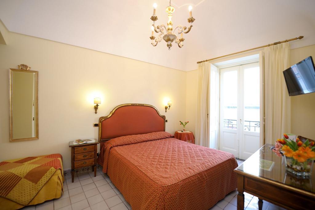 Residenza Del Duca Αμάλφι Δωμάτιο φωτογραφία